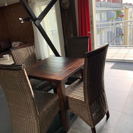 Nordsee und City fußläufig - FeWo mit großem Balkon Wilhelmshaven Exterior foto