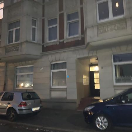 Nordsee und City fußläufig - FeWo mit großem Balkon Wilhelmshaven Exterior foto