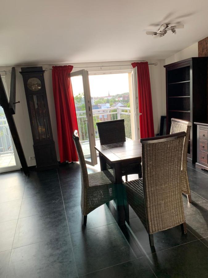Nordsee und City fußläufig - FeWo mit großem Balkon Wilhelmshaven Exterior foto