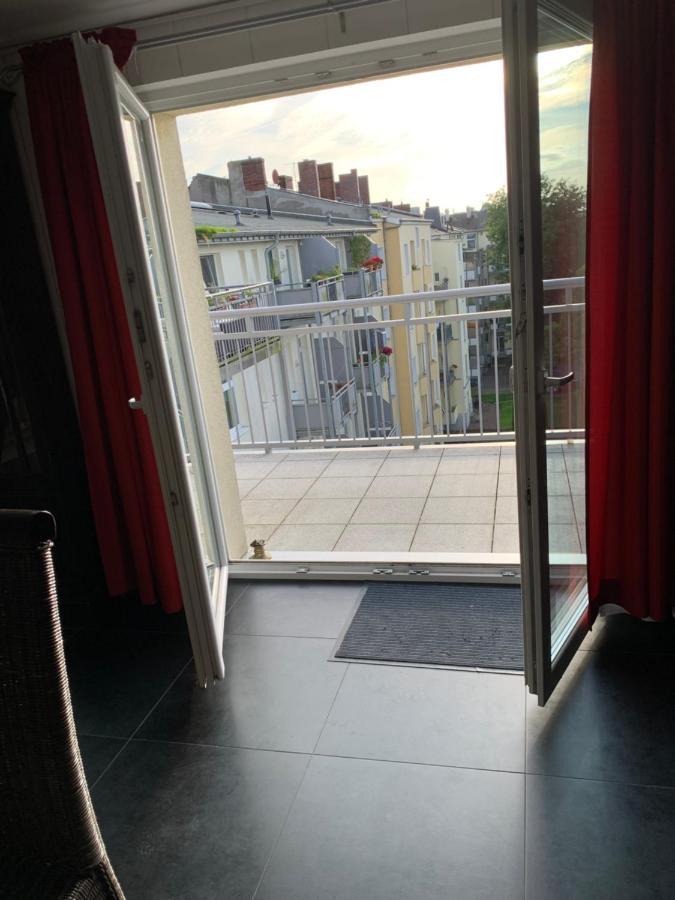 Nordsee und City fußläufig - FeWo mit großem Balkon Wilhelmshaven Exterior foto